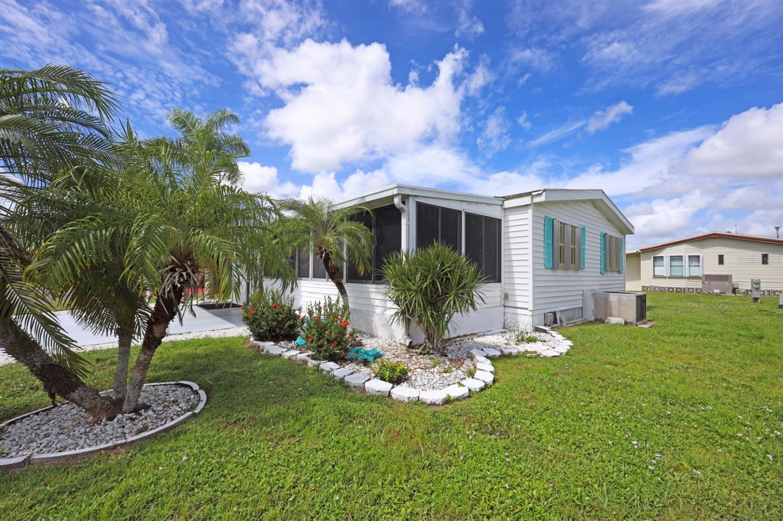 MAPLE LEAF ESTATES - Residential