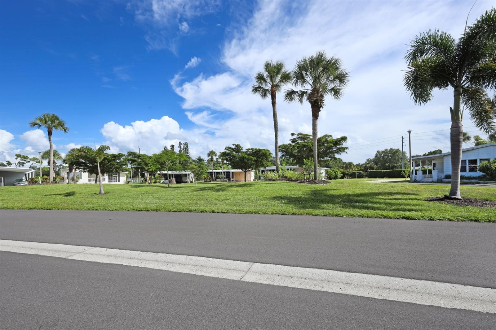 MAPLE LEAF ESTATES - Residential