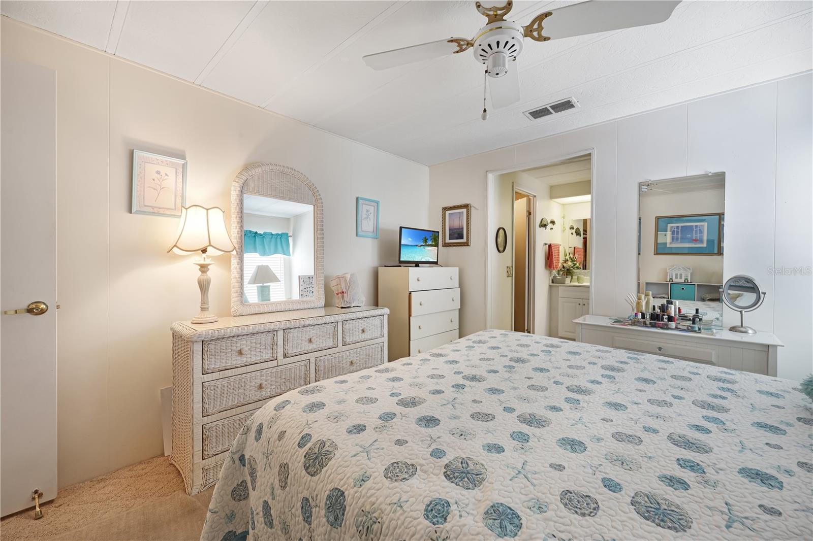 MAPLE LEAF ESTATES - Residential