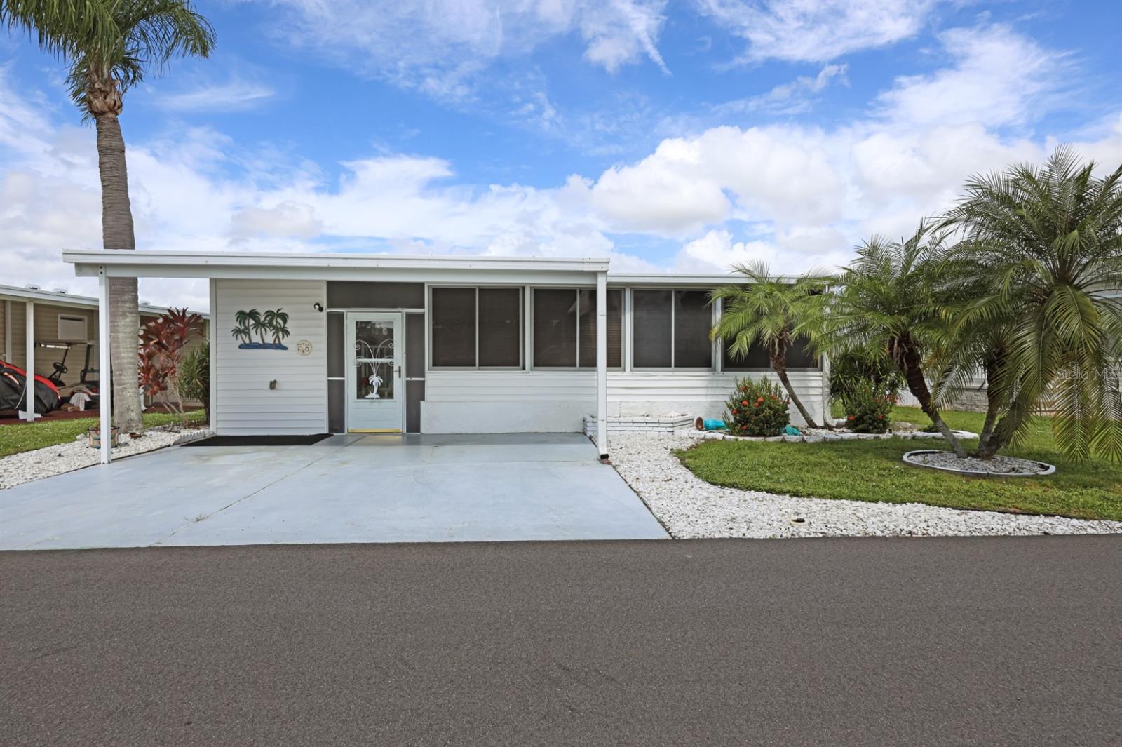 MAPLE LEAF ESTATES - Residential
