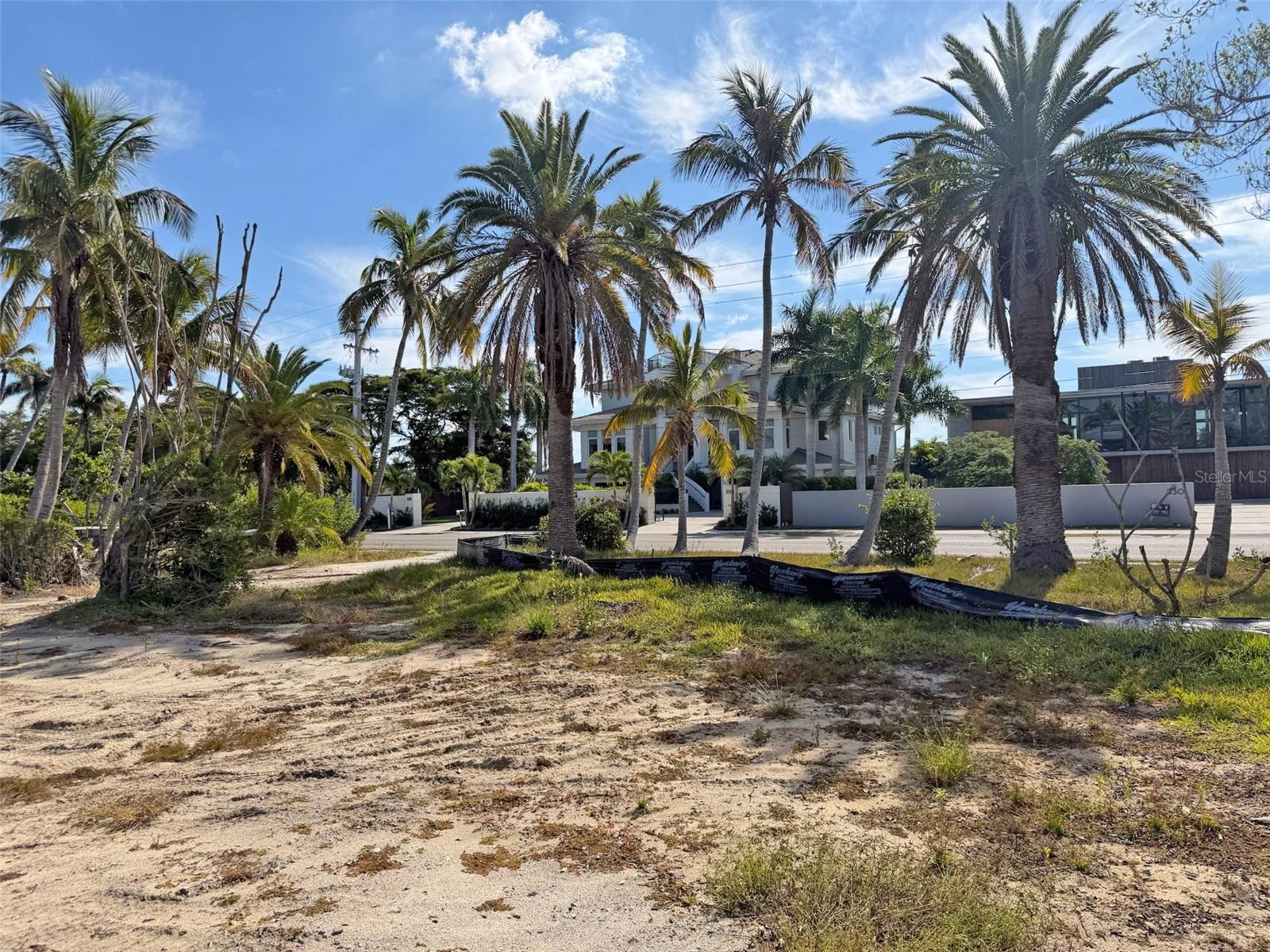 BAY ISLAND - Residential