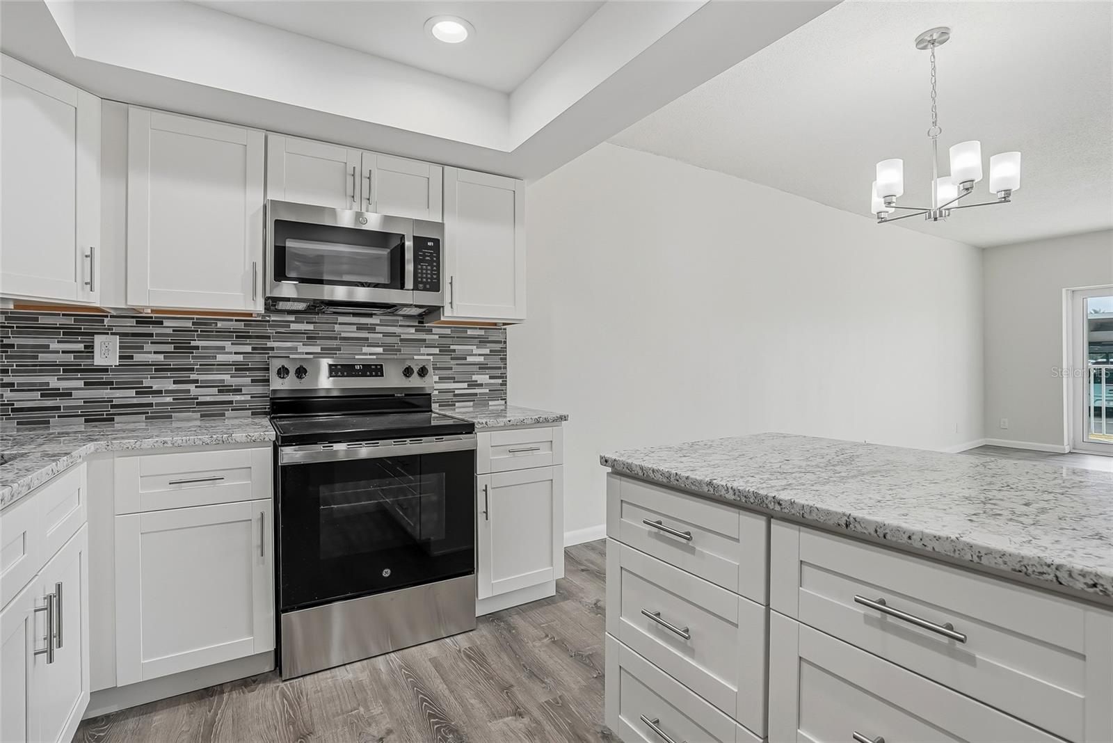 THREE PALMS POINTE CONDO - Residential