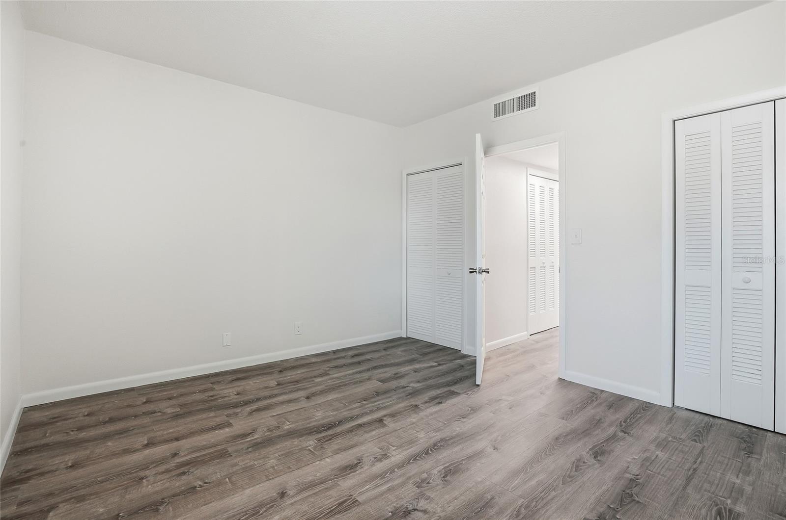 THREE PALMS POINTE CONDO - Residential