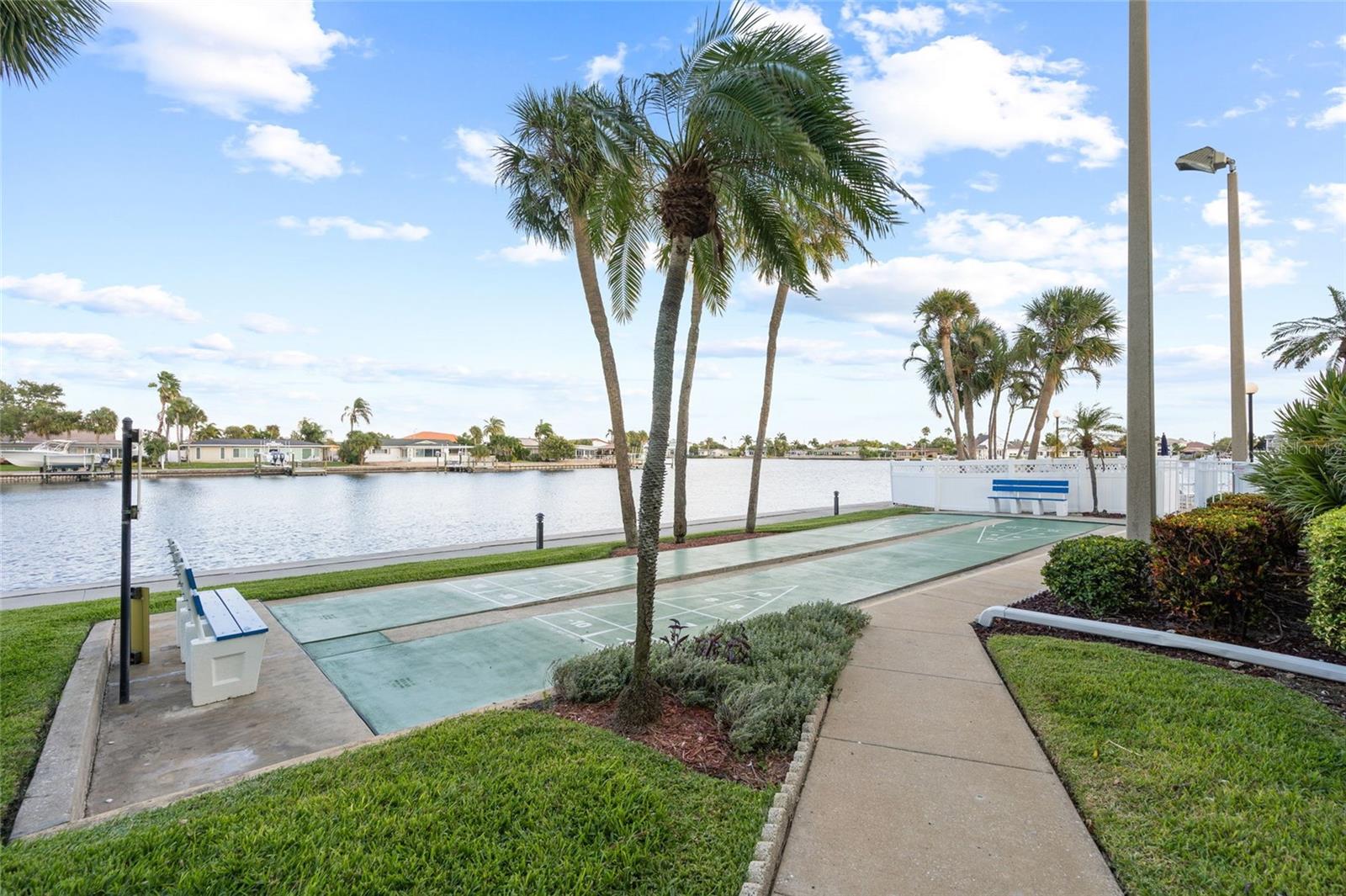 THREE PALMS POINTE CONDO - Residential