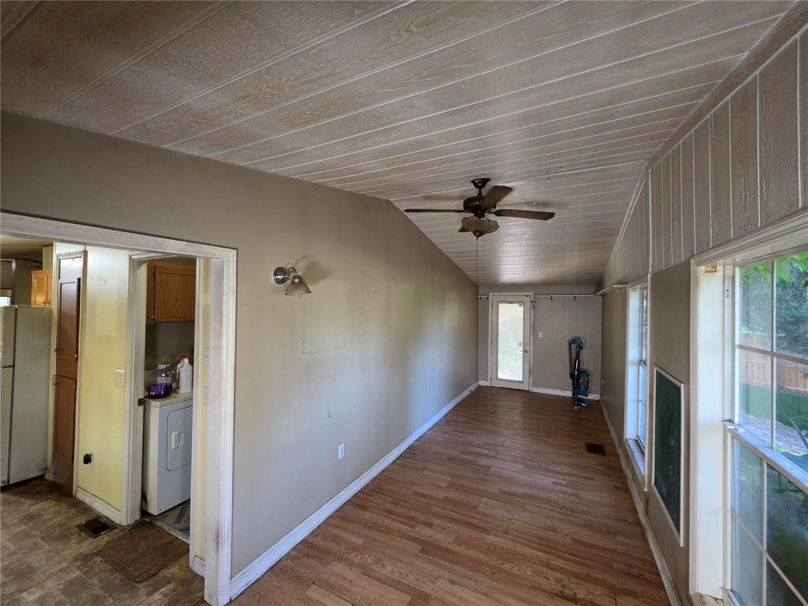 3642 KALMAN DRIVE