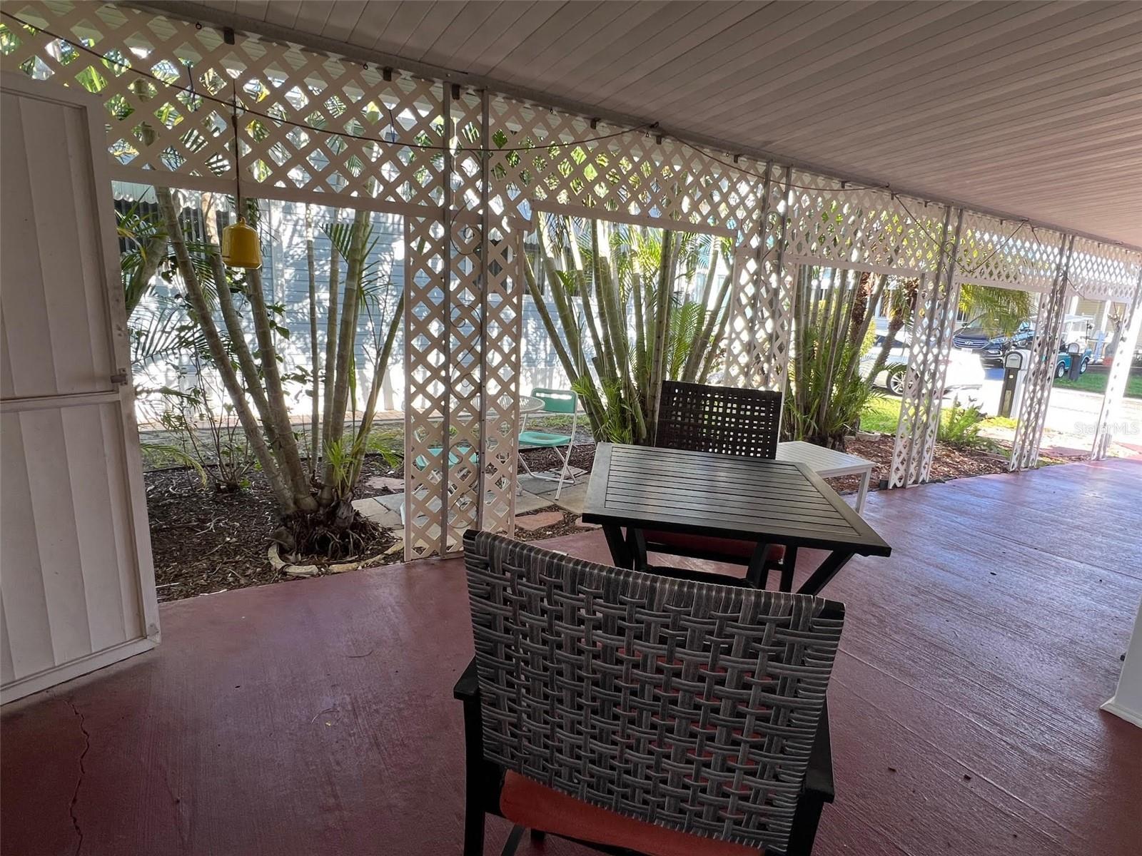 29250 US HIGHWAY 19 N 610