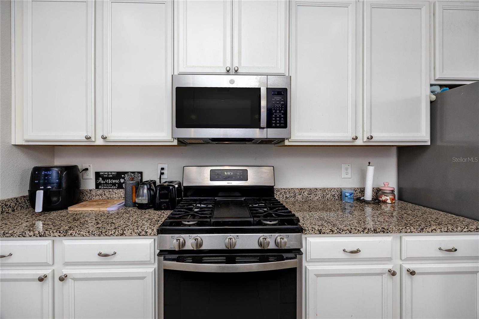 ASTURIA PH 3 - Residential