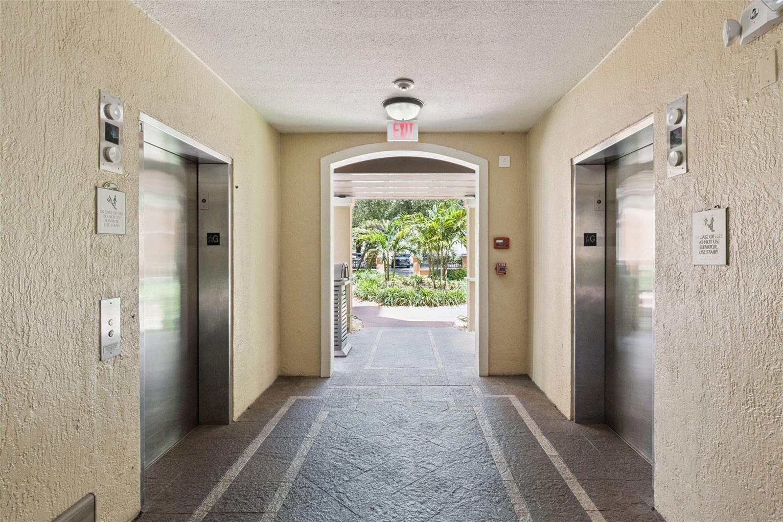 12521 FLORIDAYS RESORT DRIVE 305F