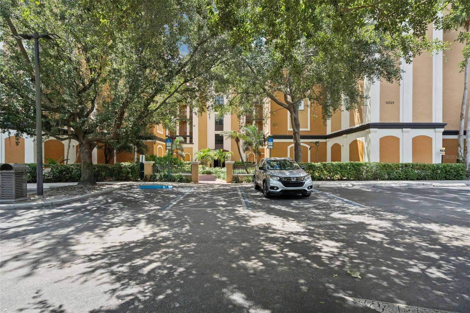 12521 FLORIDAYS RESORT DRIVE 305F