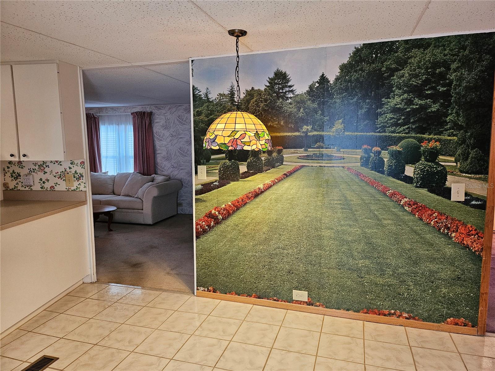 OAKWOOD MANOR - Residential