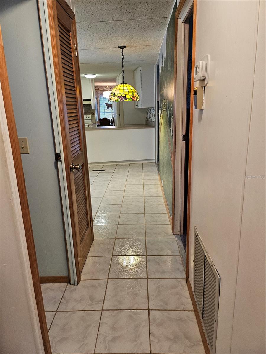 OAKWOOD MANOR - Residential