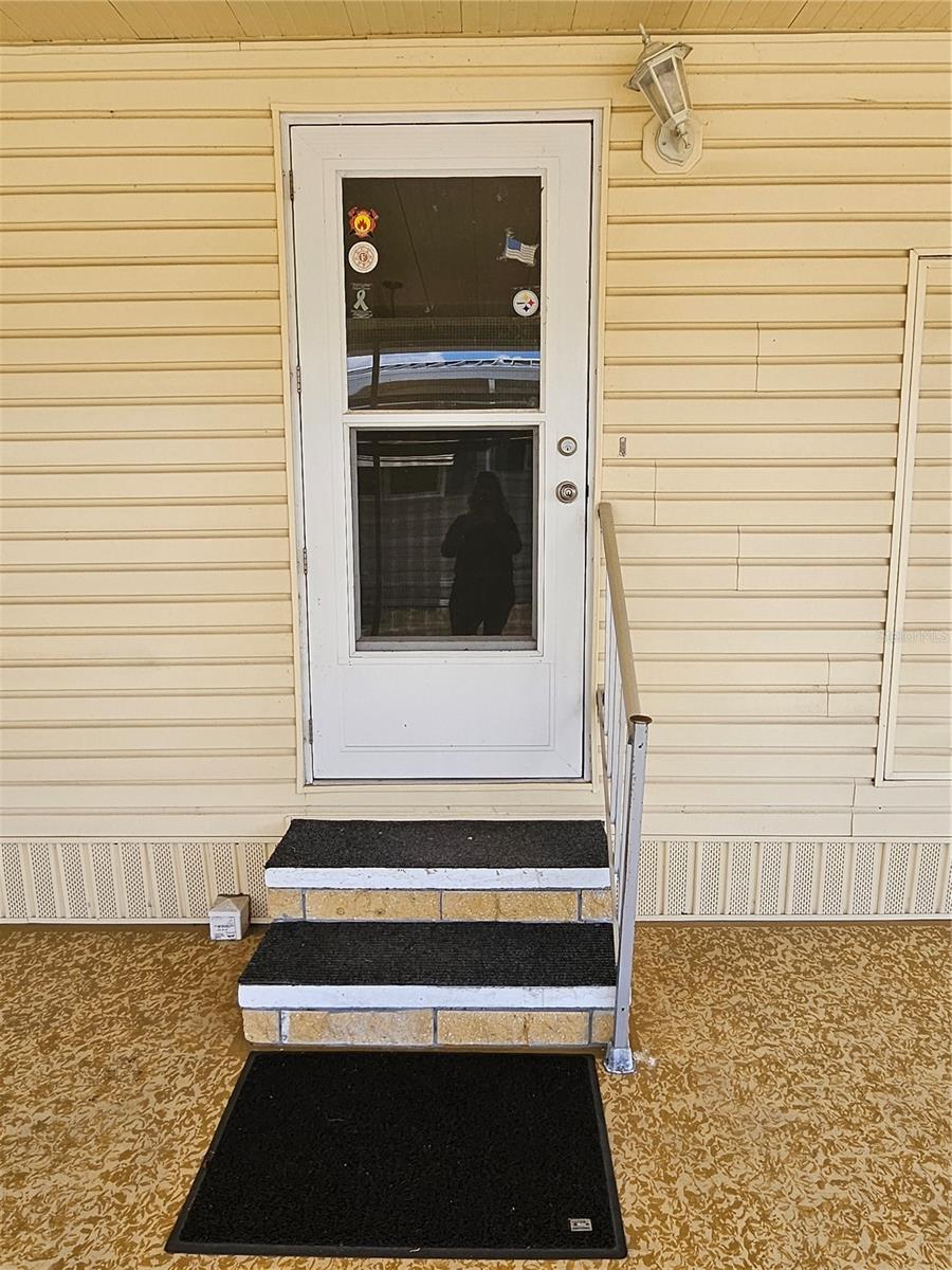 OAKWOOD MANOR - Residential