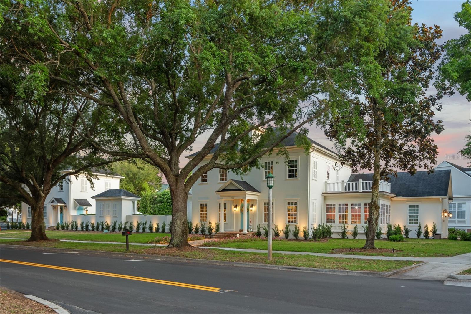 706 GOLFPARK DRIVE