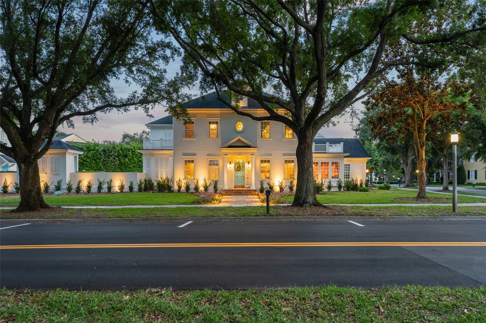 706 GOLFPARK DRIVE
