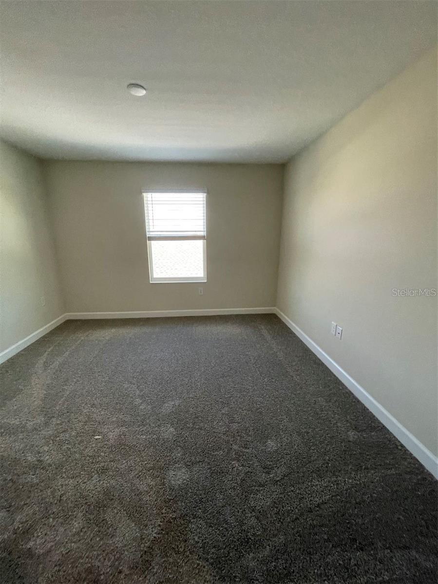 STOREY GROVE - Residential Lease