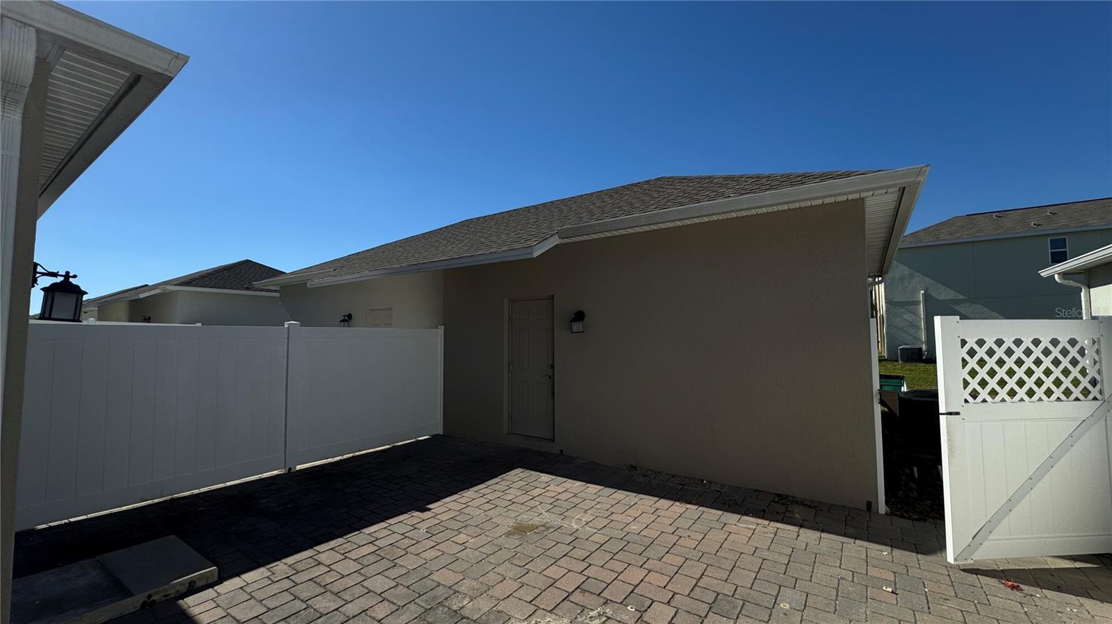 STOREY GROVE - Residential Lease