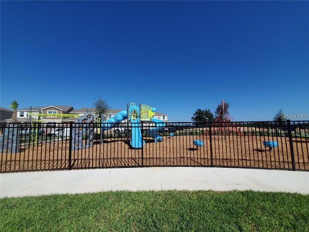 STOREY GROVE - Residential Lease