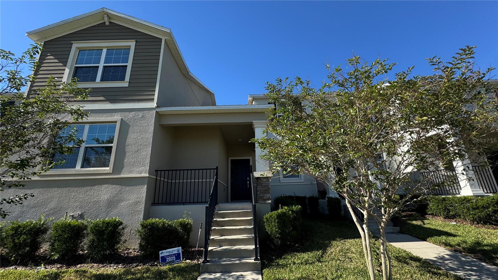 STOREY GROVE - Residential Lease