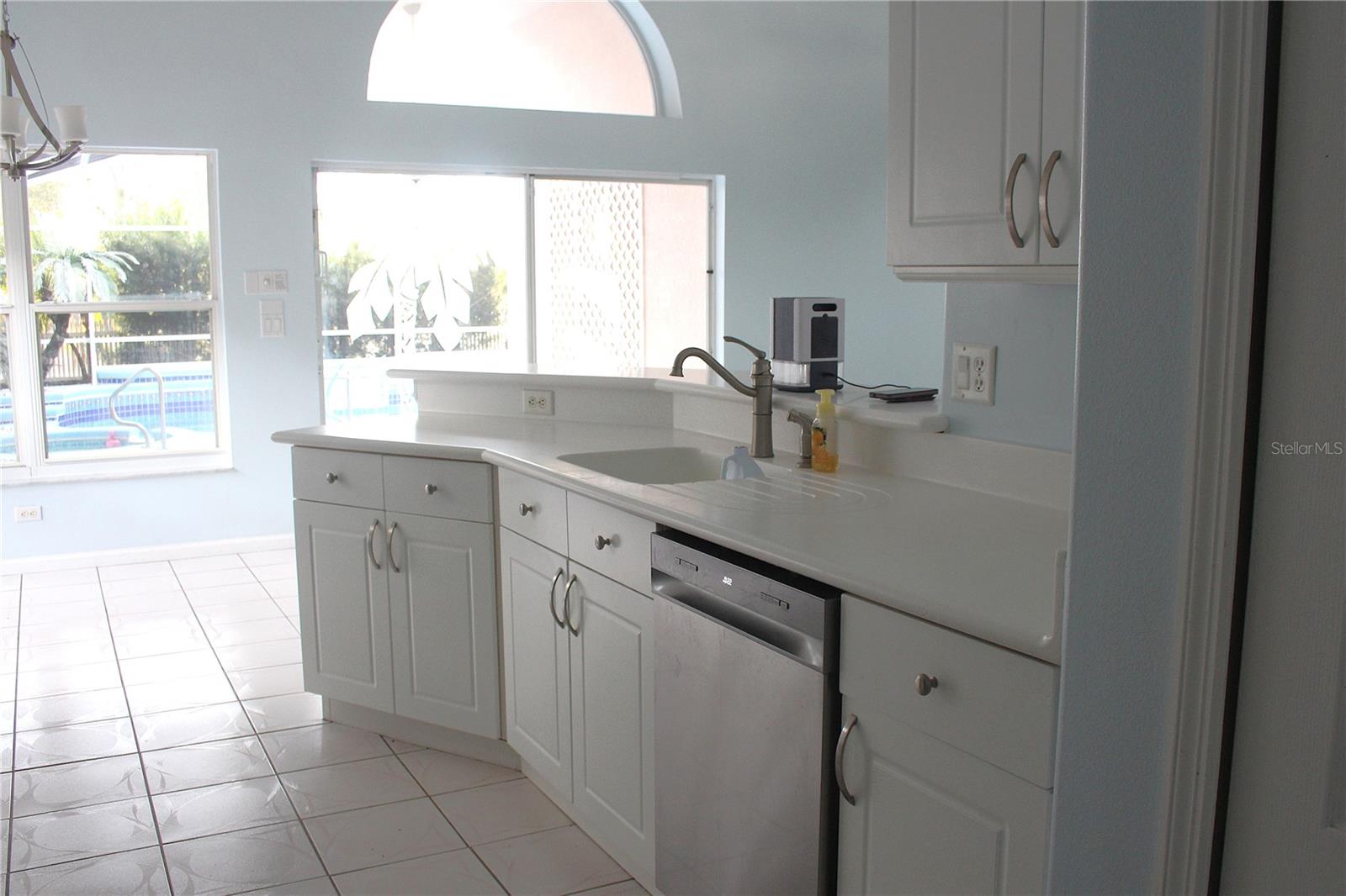 WESTON HILLS SUB - Residential