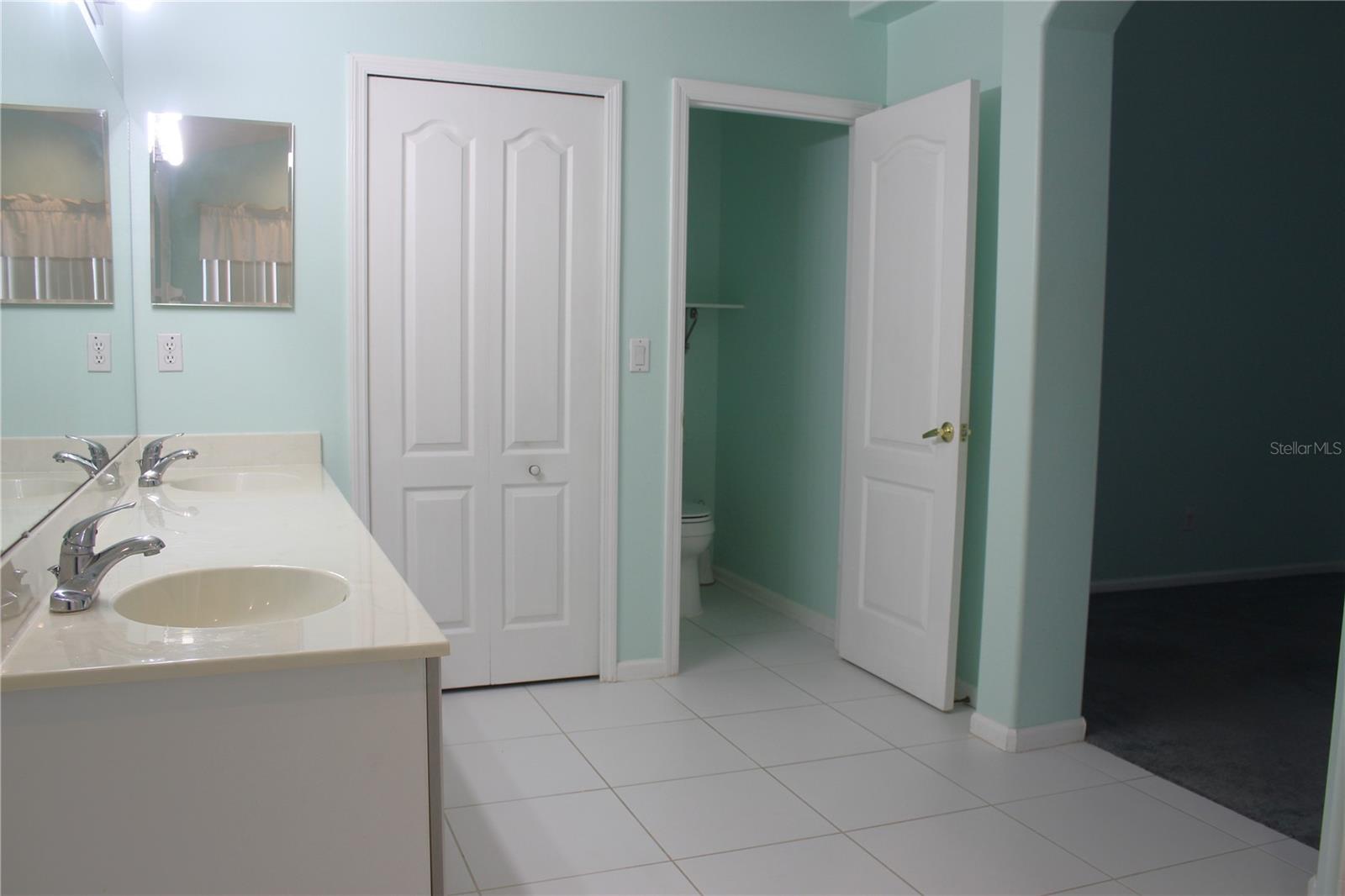 WESTON HILLS SUB - Residential