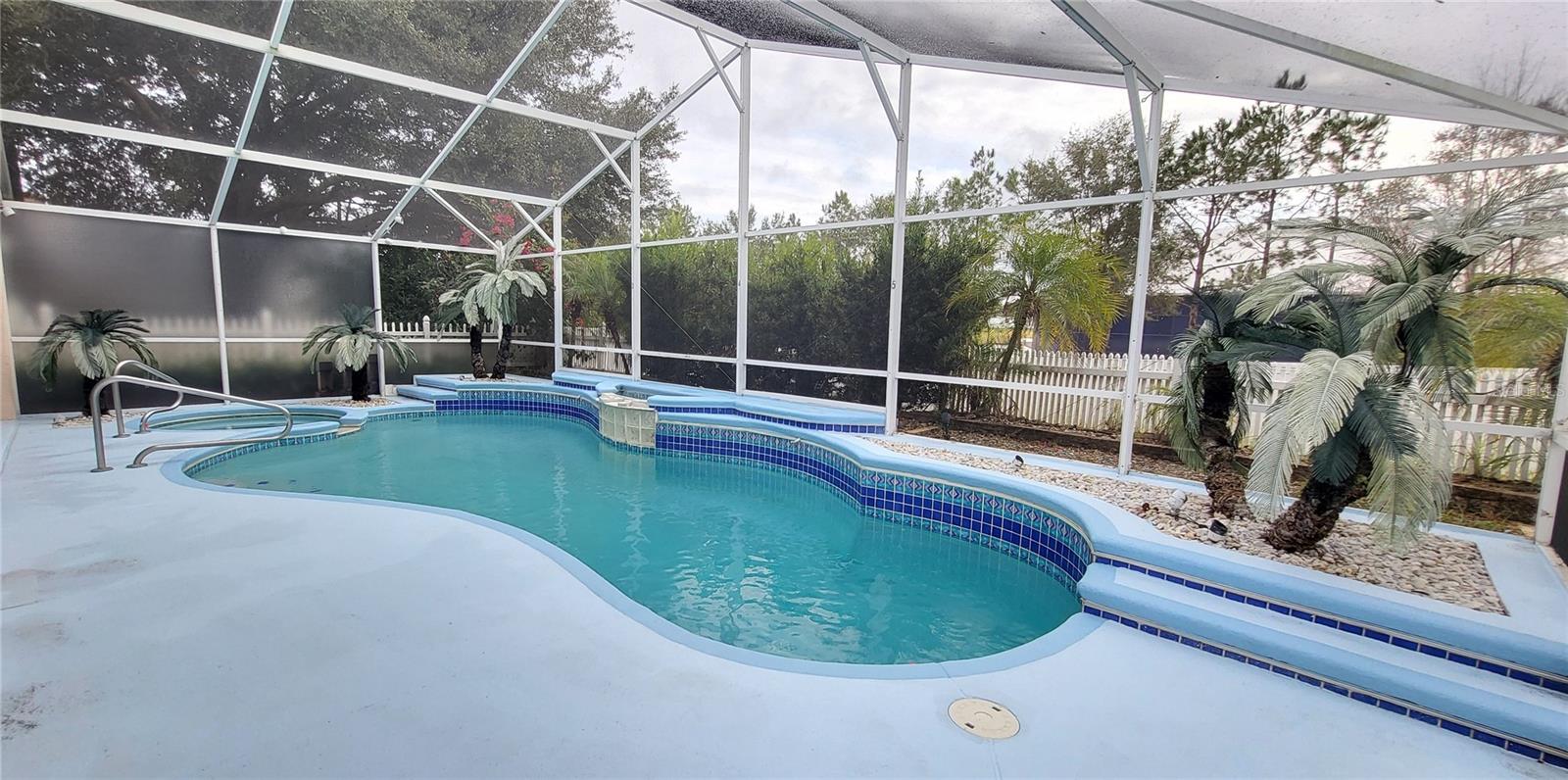 WESTON HILLS SUB - Residential