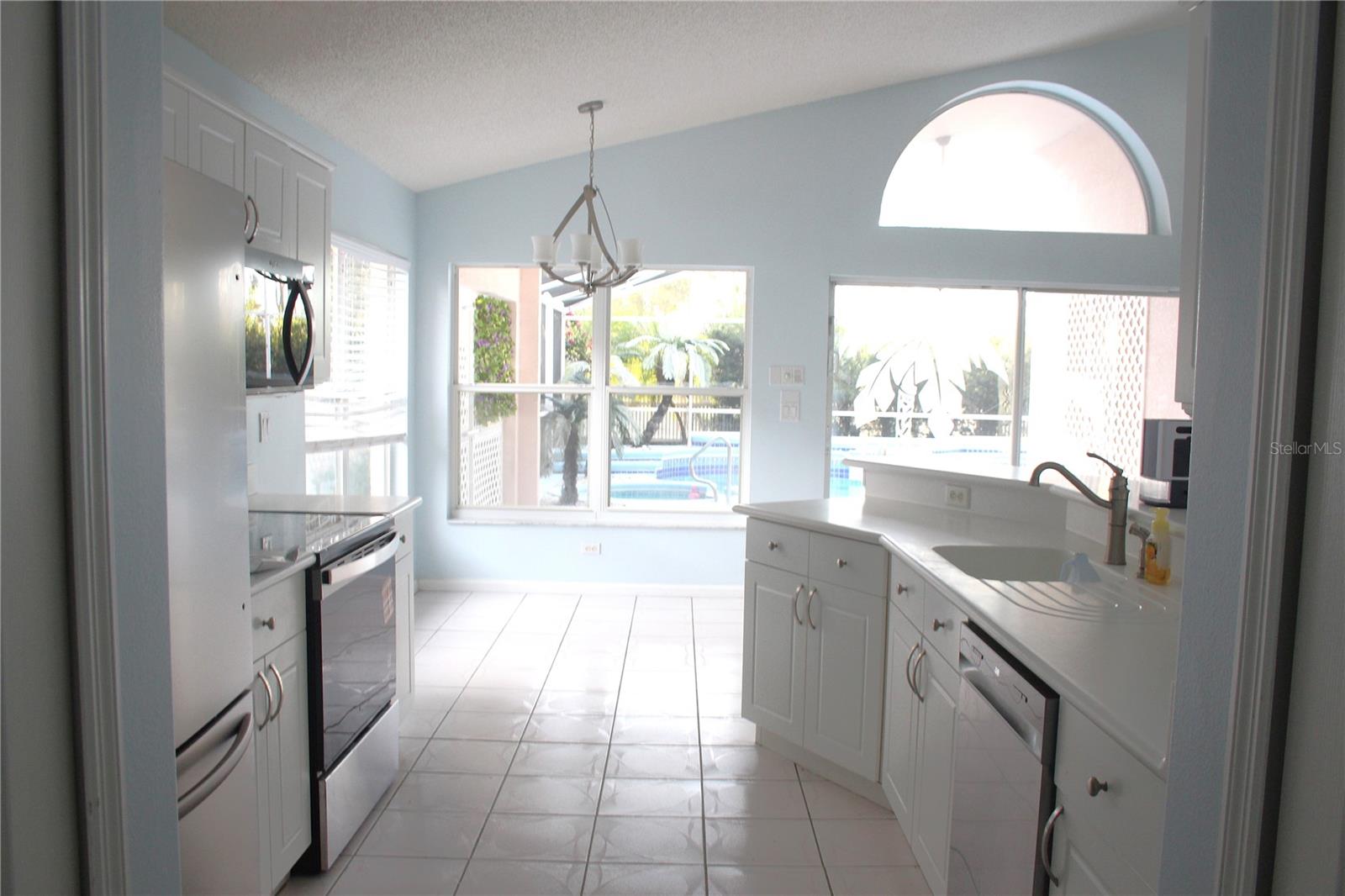 WESTON HILLS SUB - Residential