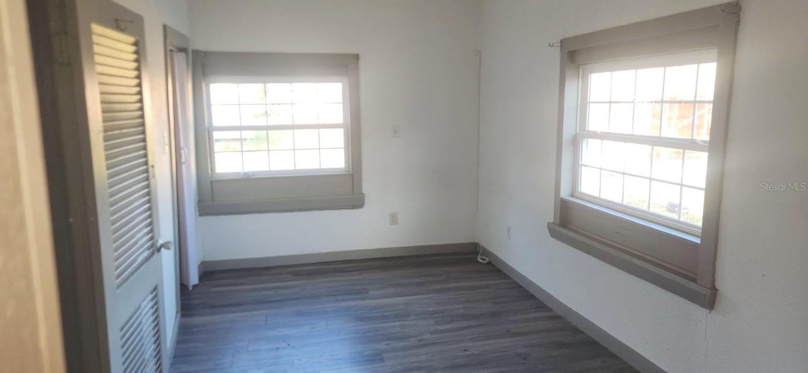 GROVE TERRACE - Residential Lease