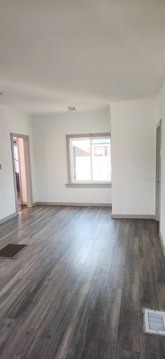 GROVE TERRACE - Residential Lease