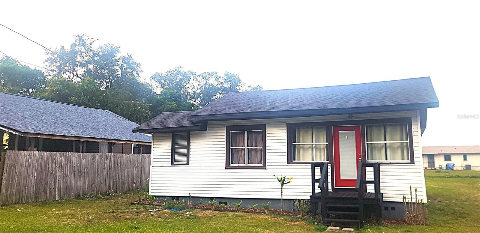 GROVE TERRACE - Residential Lease