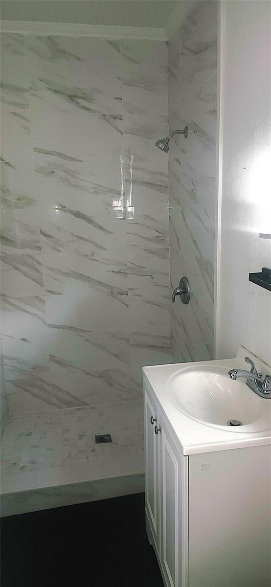 GROVE TERRACE - Residential Lease