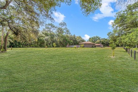 Tiny photo for 15755 SW 90th Avenue, Dunnellon, FL 34432 (MLS # OM727070)