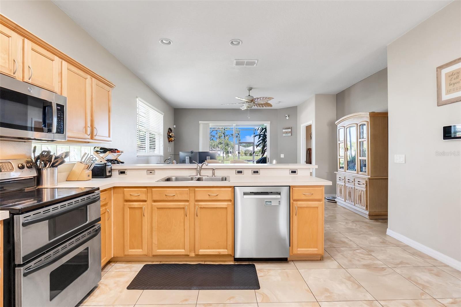 ANDOVER POINT 50 24 - Residential