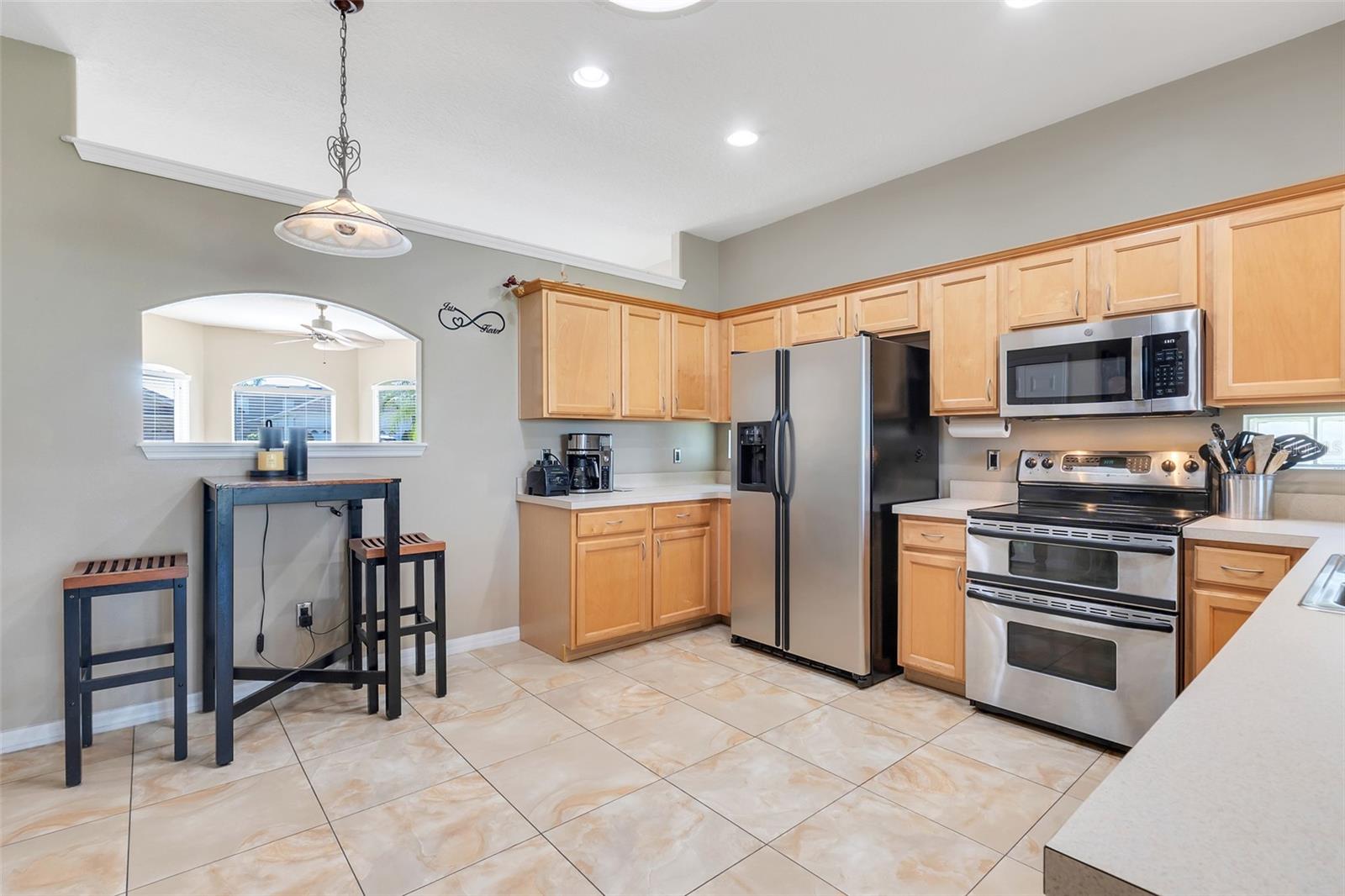 ANDOVER POINT 50 24 - Residential