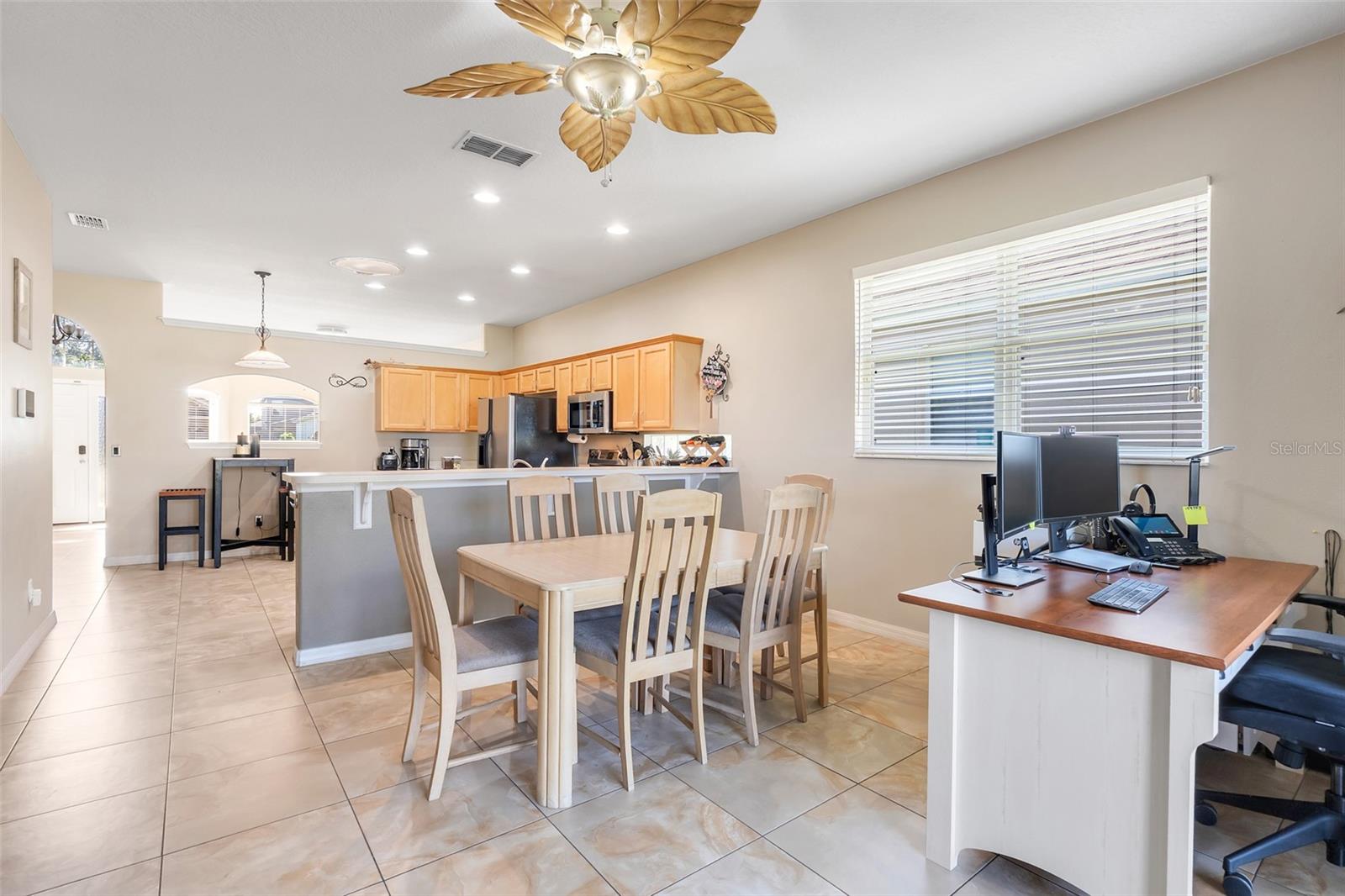 ANDOVER POINT 50 24 - Residential