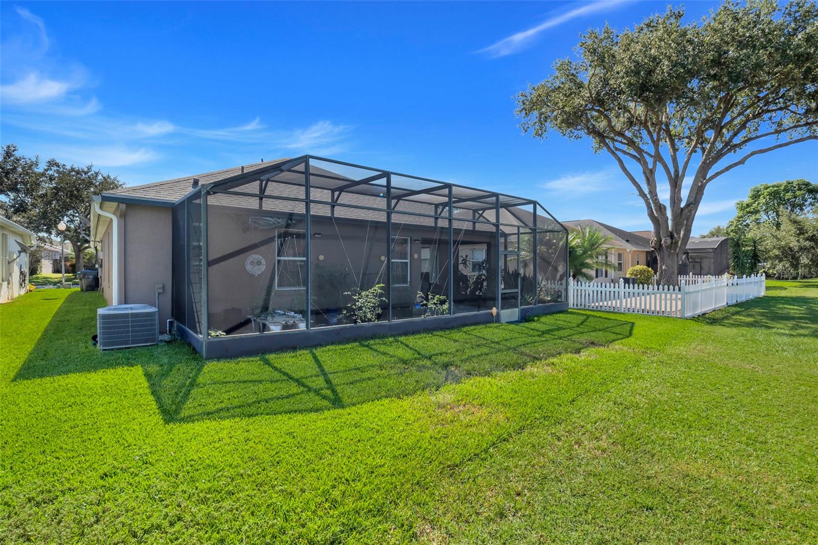 ANDOVER POINT 50 24 - Residential