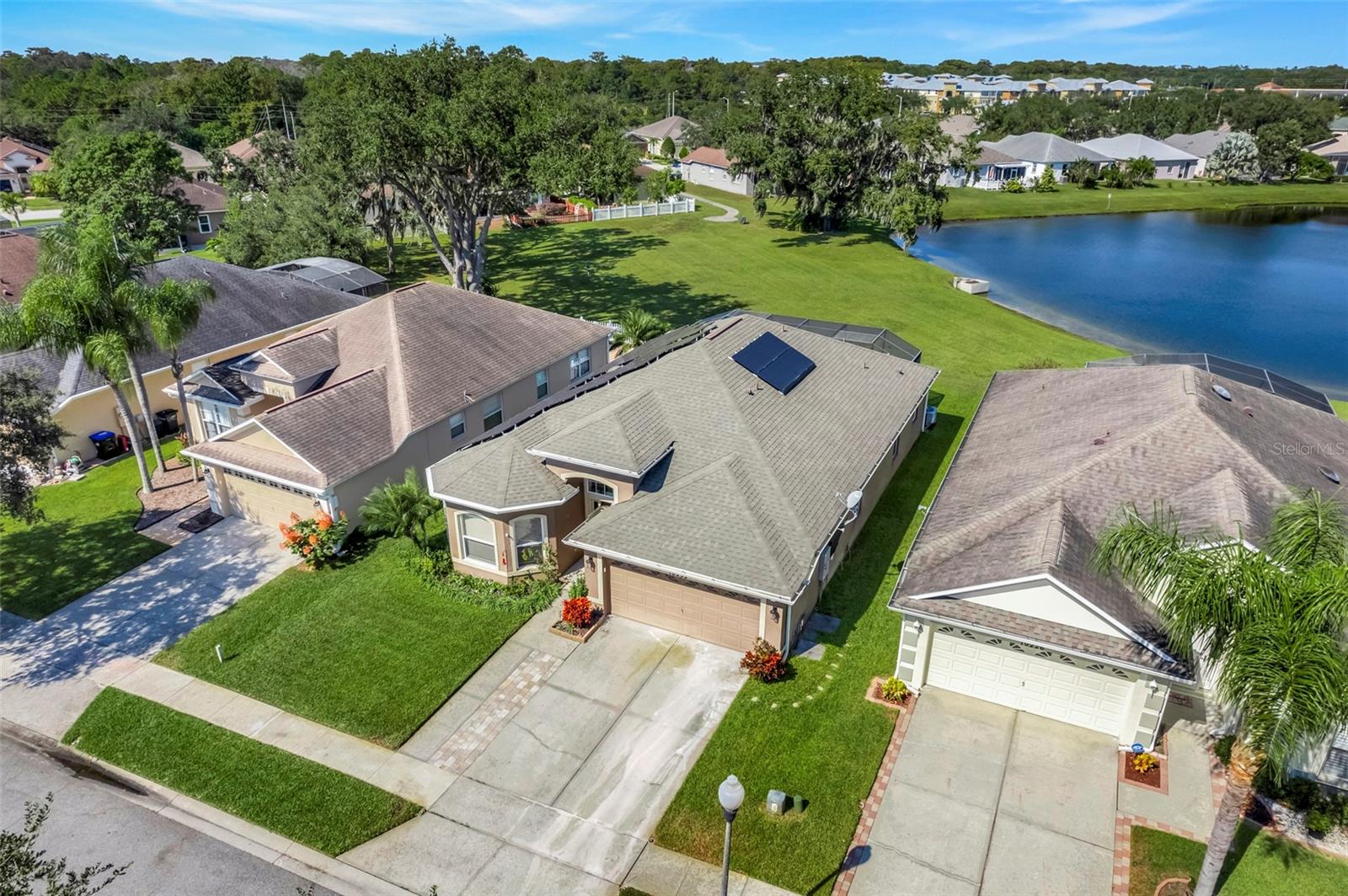 ANDOVER POINT 50 24 - Residential