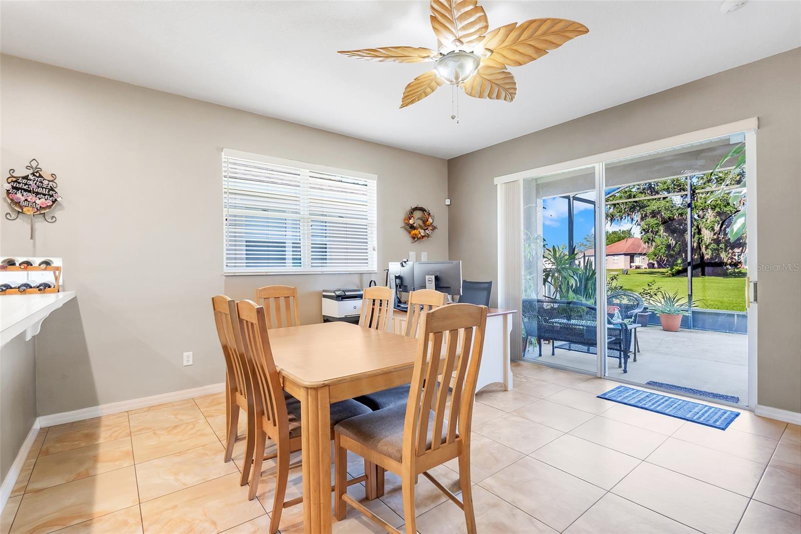 ANDOVER POINT 50 24 - Residential