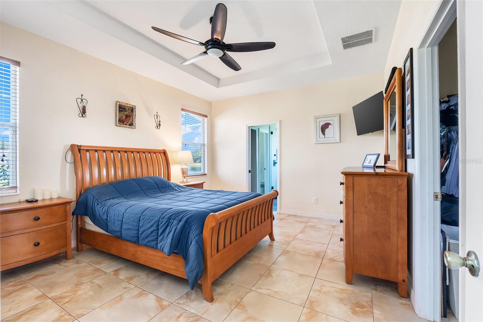 ANDOVER POINT 50 24 - Residential