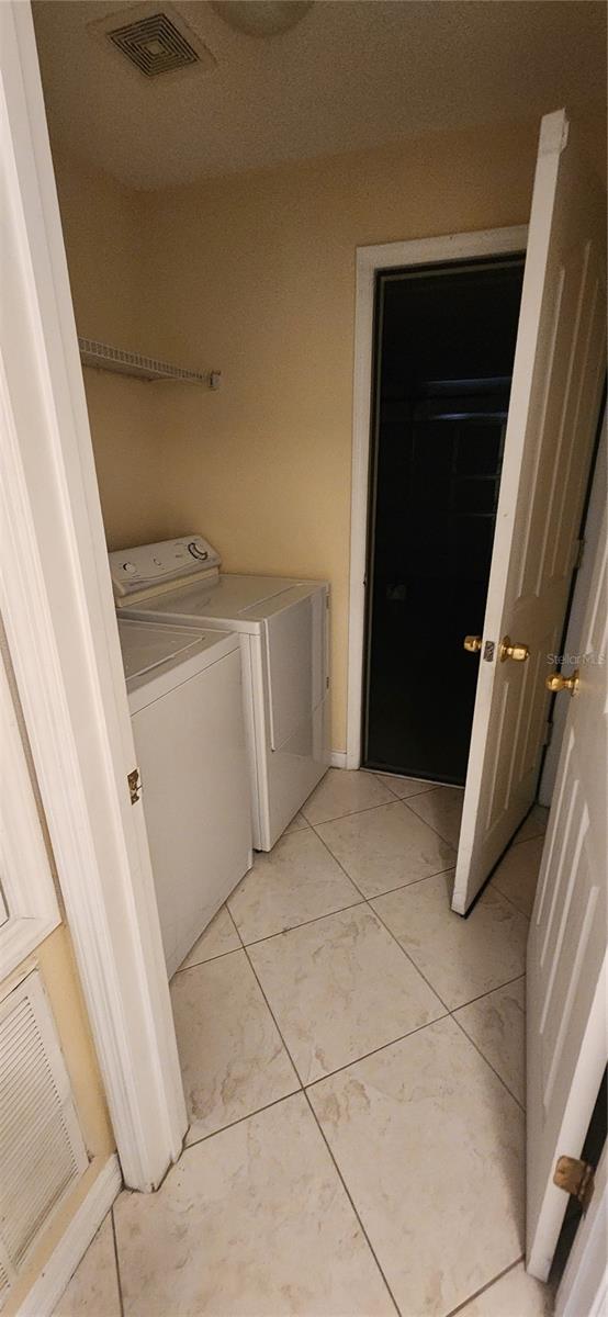 EAGLE CRK PH 01A - Residential Lease