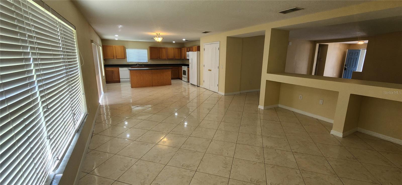 EAGLE CRK PH 01A - Residential Lease