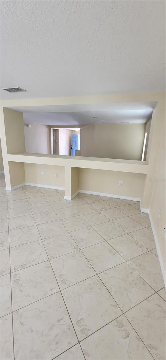 EAGLE CRK PH 01A - Residential Lease