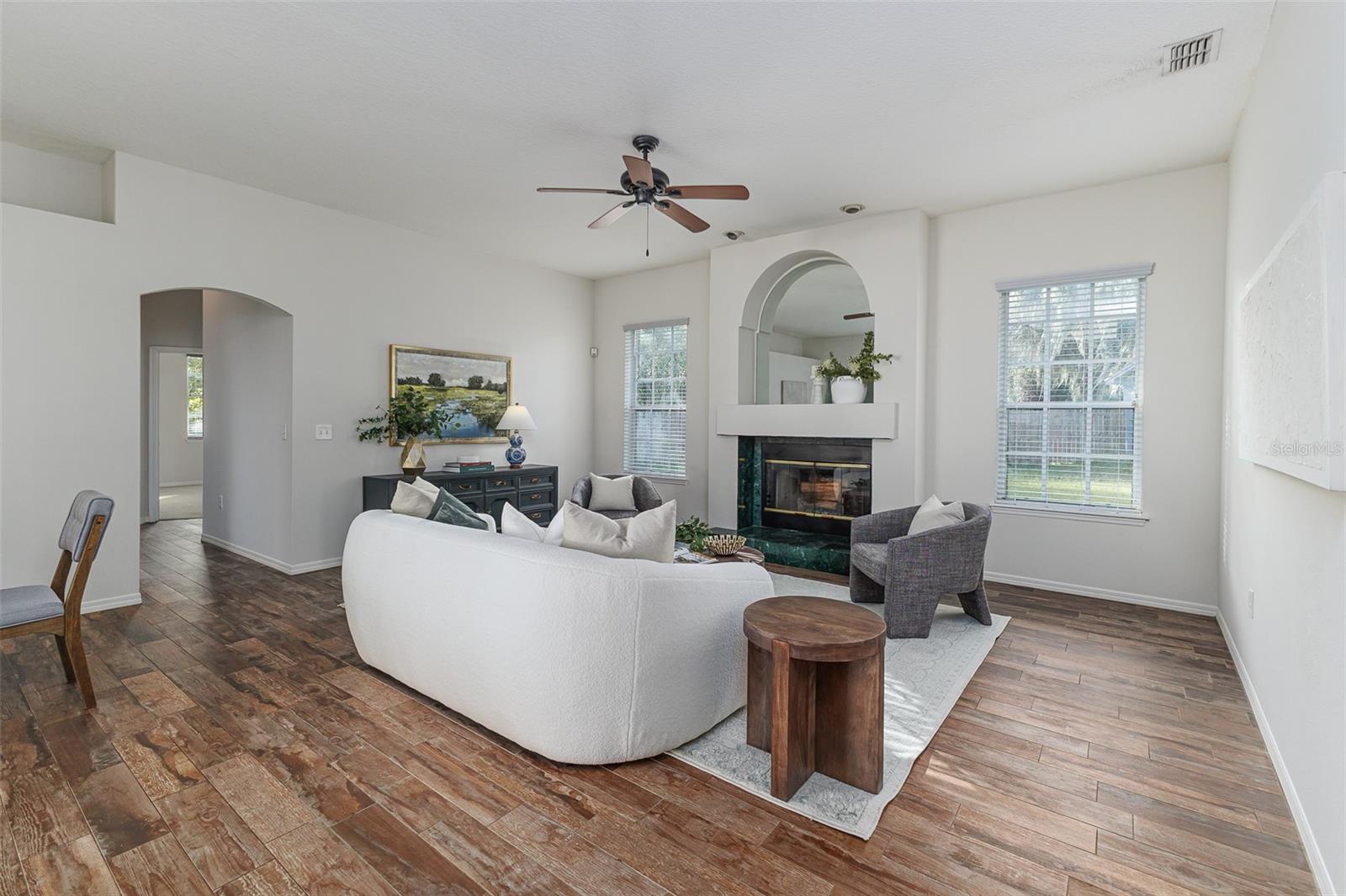 672 JESSANDA CIRCLE