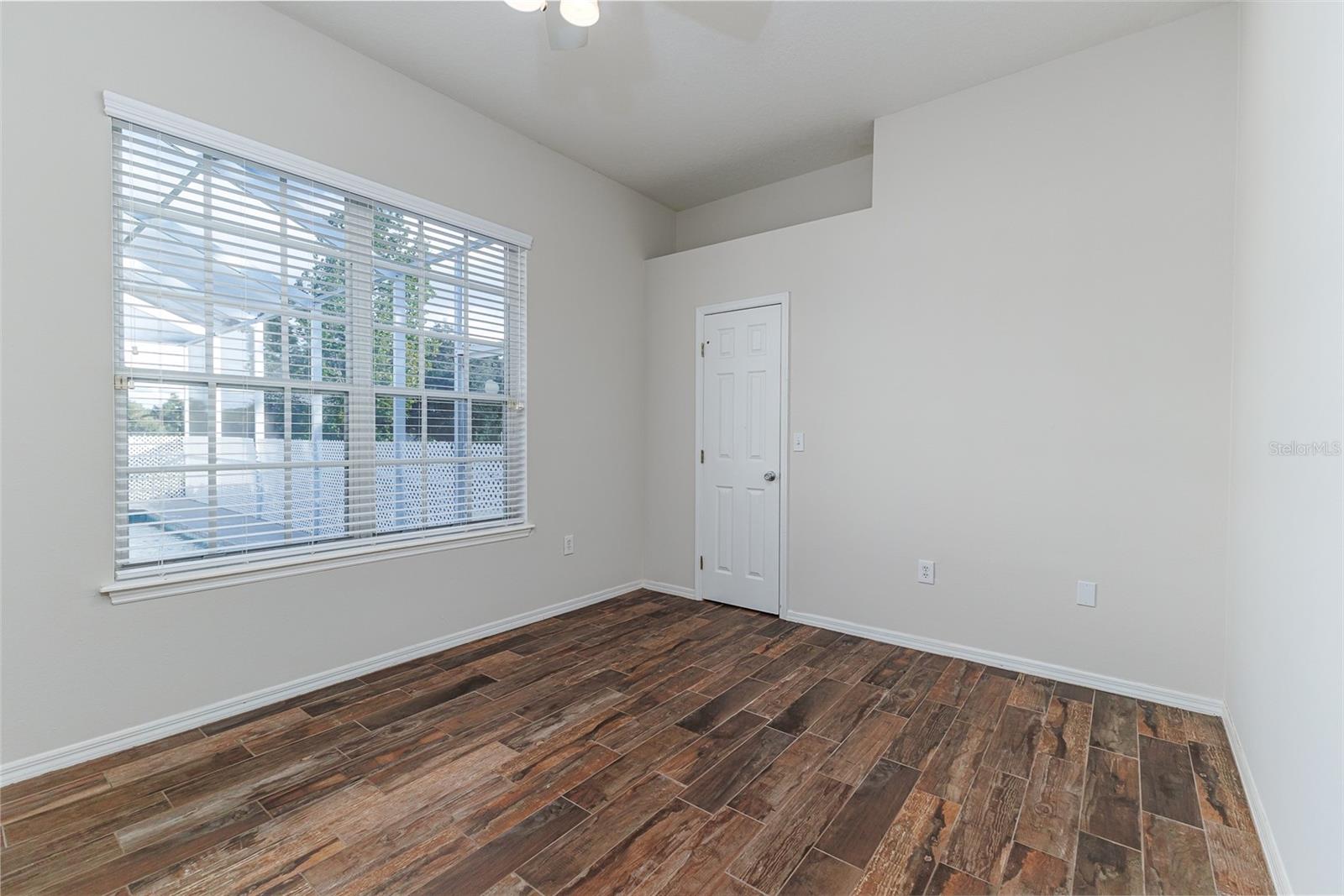 SCOTT LAKE WEST - Residential