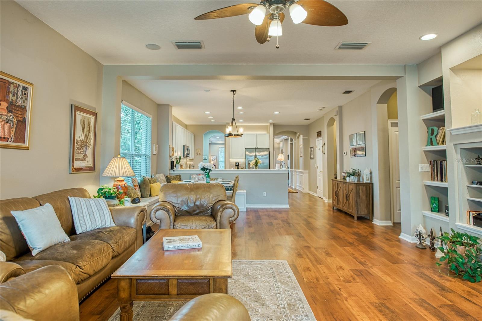 LAKES WINDERMERE - Residential