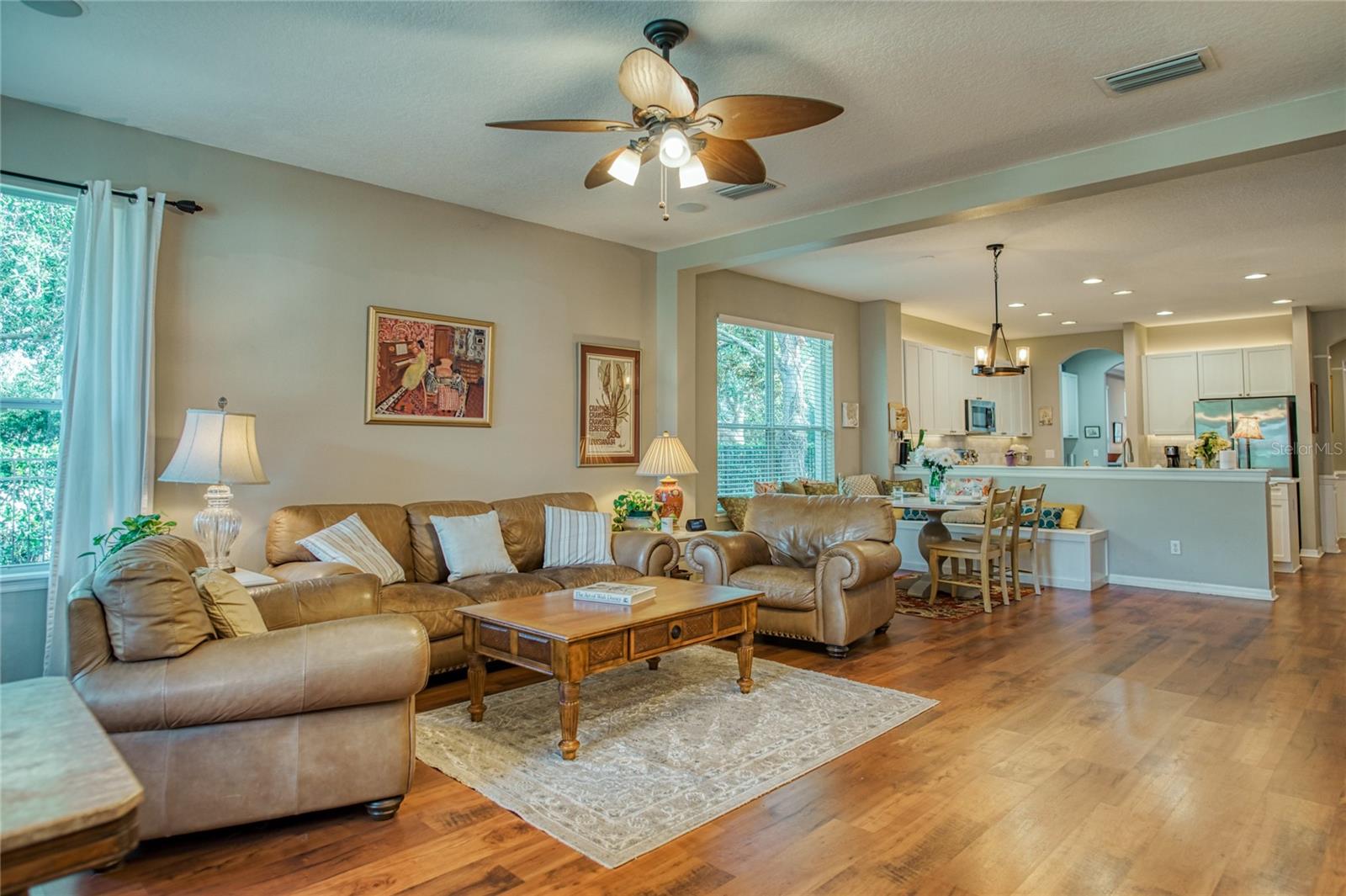 LAKES WINDERMERE - Residential