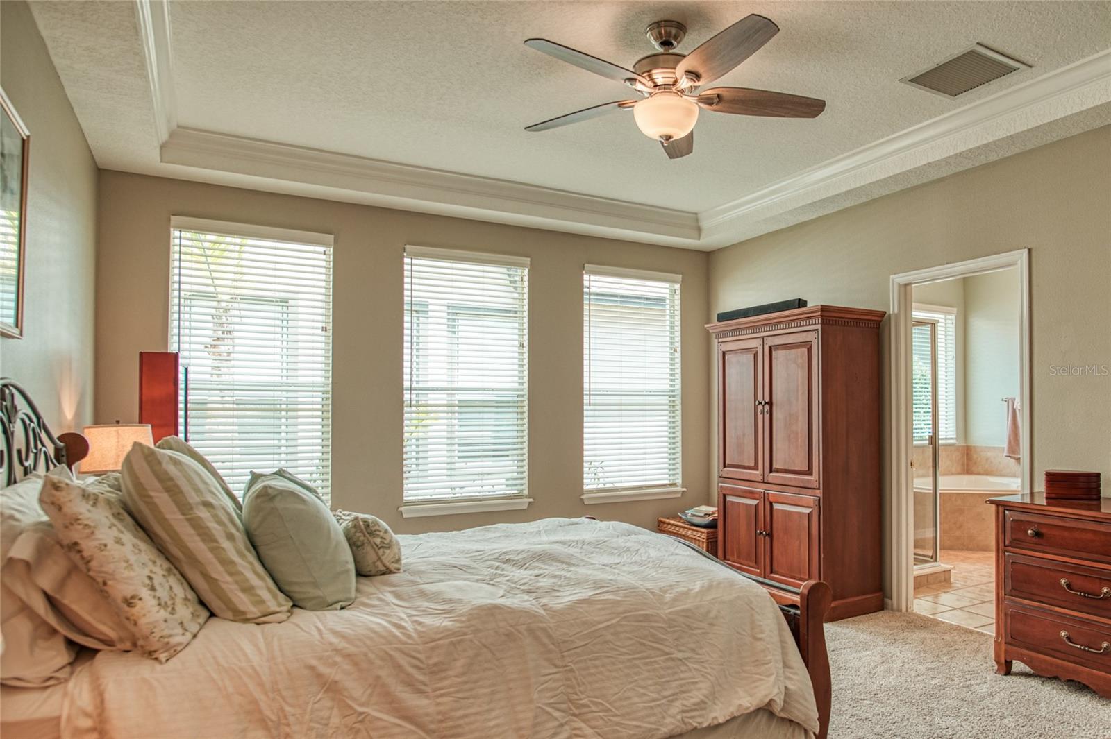 LAKES WINDERMERE - Residential