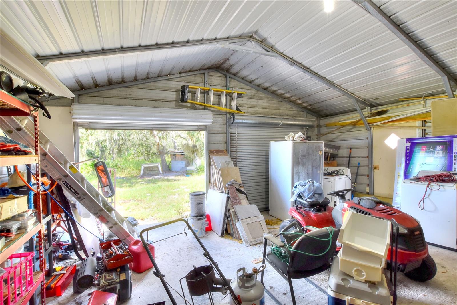 OAKRIDGE ESTATES - Residential