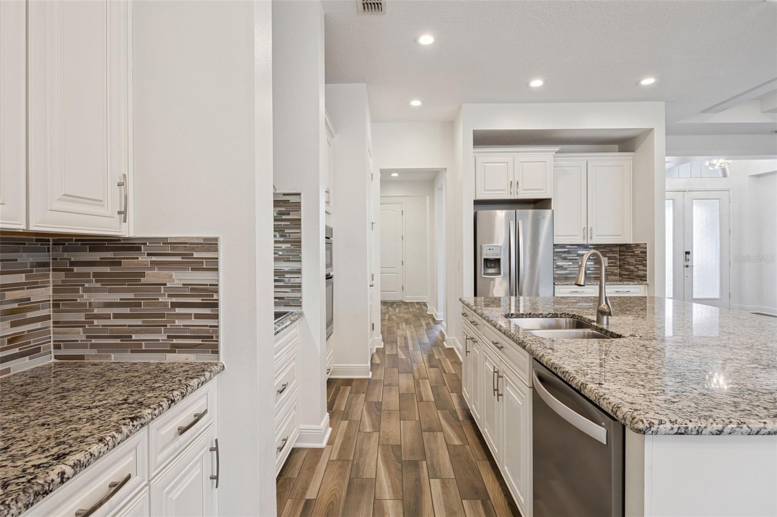 ISLES OF LAKE HANCOCK - Residential