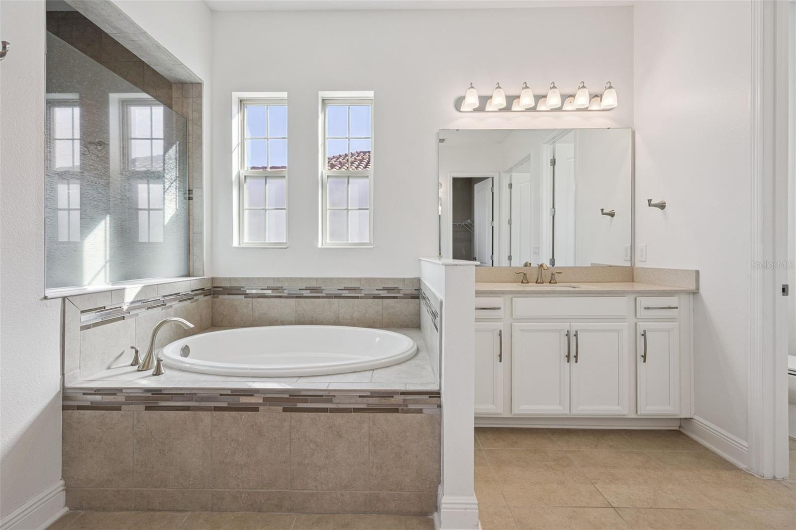 ISLES OF LAKE HANCOCK - Residential