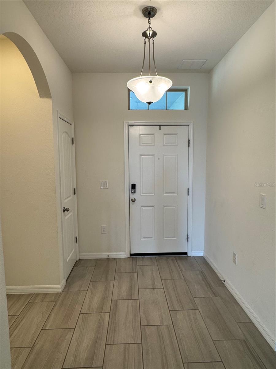 WATERLEIGH PH 3A - Residential Lease